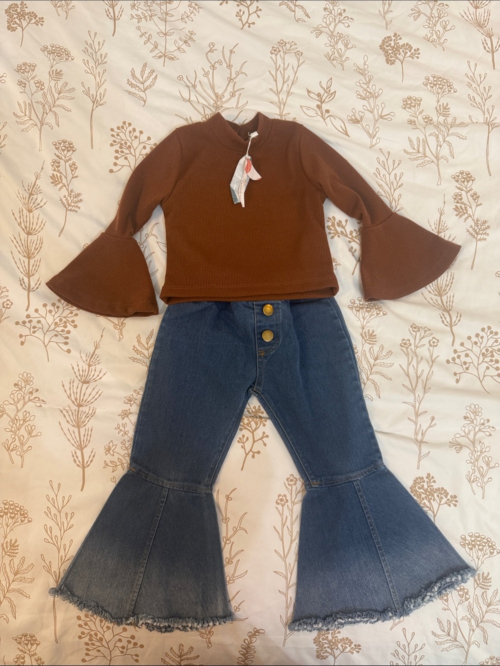 Girls' 2 piece - Cozy Match Set Bell Sleeve Top with Flare Jeans